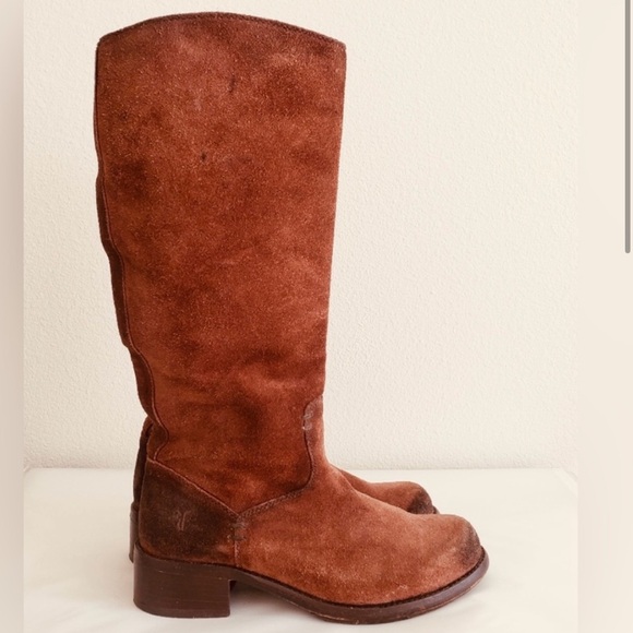 Frye Boots 9 - Picture 2 of 10